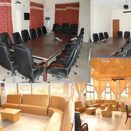 Oscarpak Royal Hotel North Legon Exterior photo
